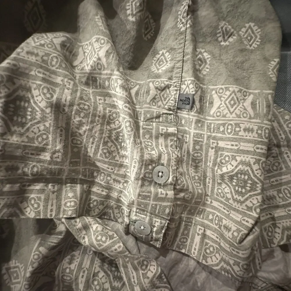The North Face A5 Series Shirt Mens XL Short Sleeve Western Aztec Hiking Button